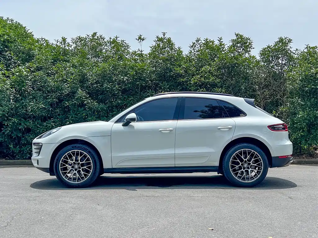 Porsche Macan — фото 6