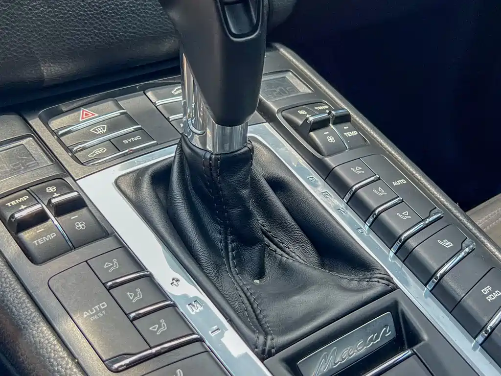 Porsche Macan — фото 10