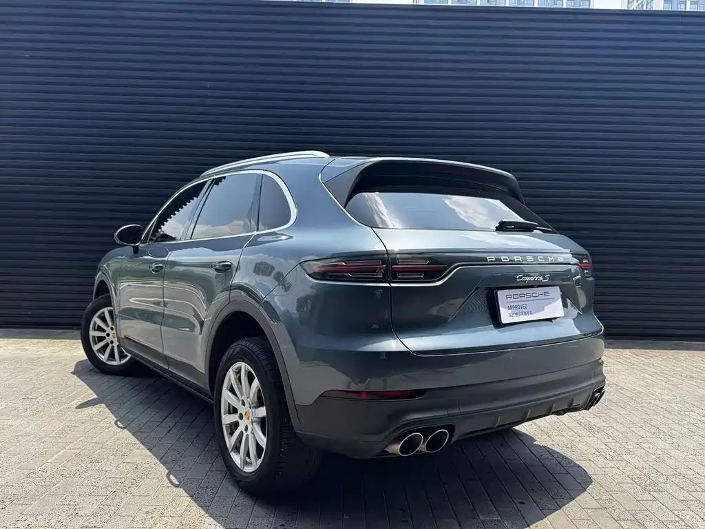 Porsche Cayenne — фото 6