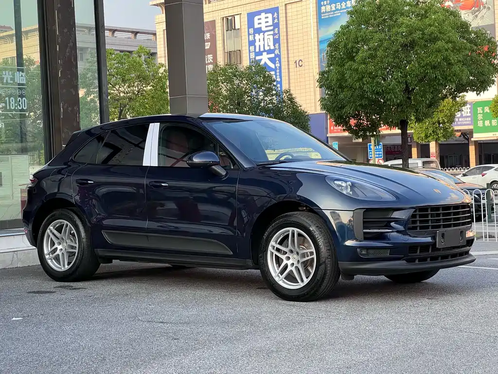Porsche Macan — фото 3