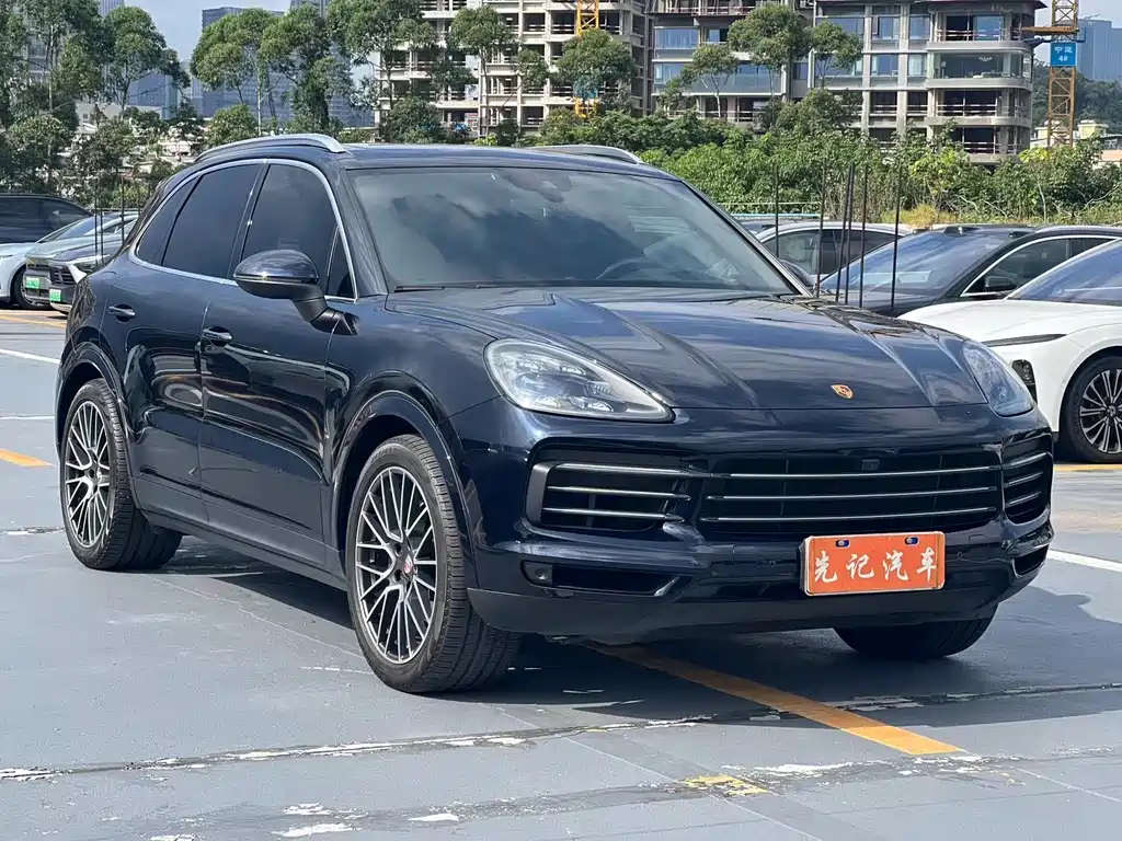 Porsche Cayenne — фото 2