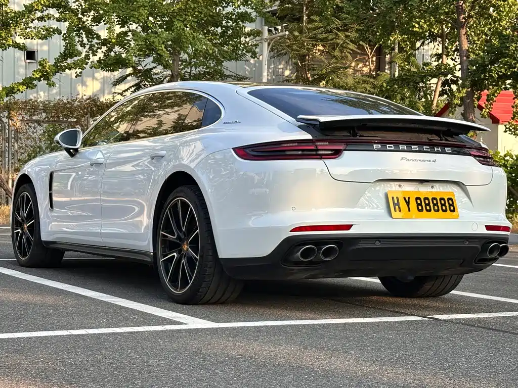 Porsche Panamera — фото 6