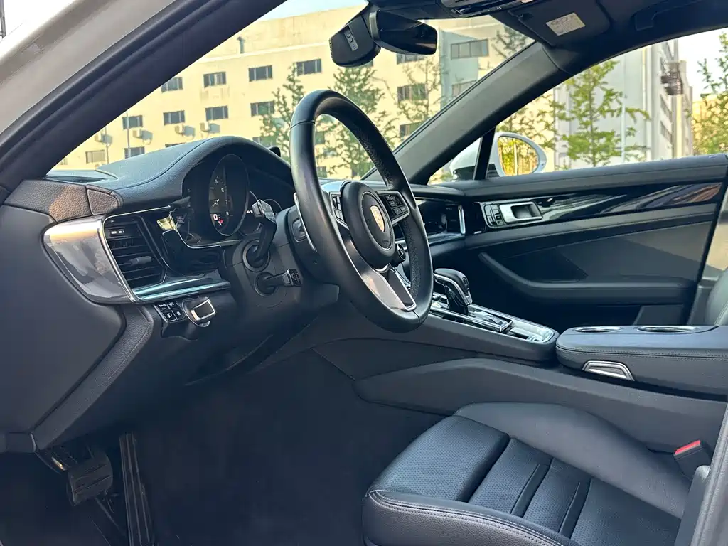 Porsche Panamera — фото 10