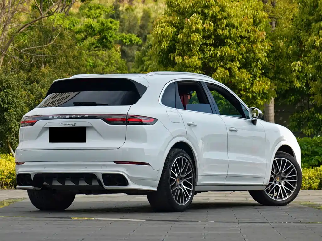 Porsche Cayenne — фото 3