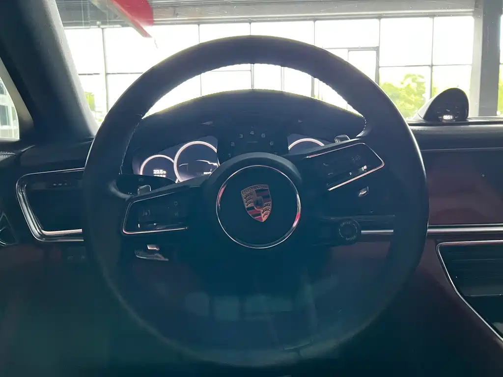 Porsche Panamera — фото 9
