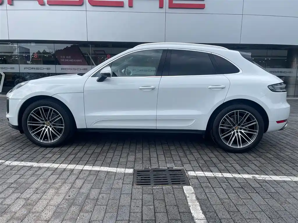 Porsche Macan — фото 5
