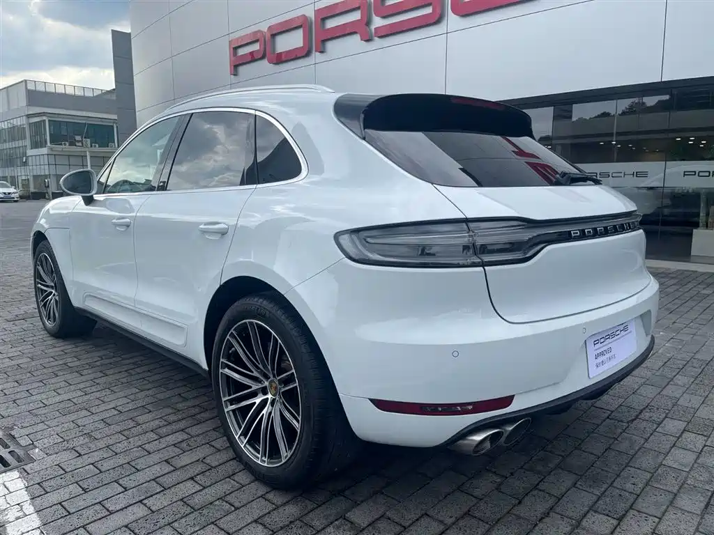 Porsche Macan — фото 8