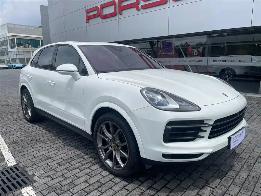 Porsche Cayenne — фото 3