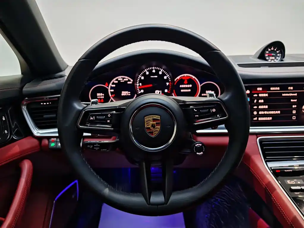 Porsche Panamera — фото 14