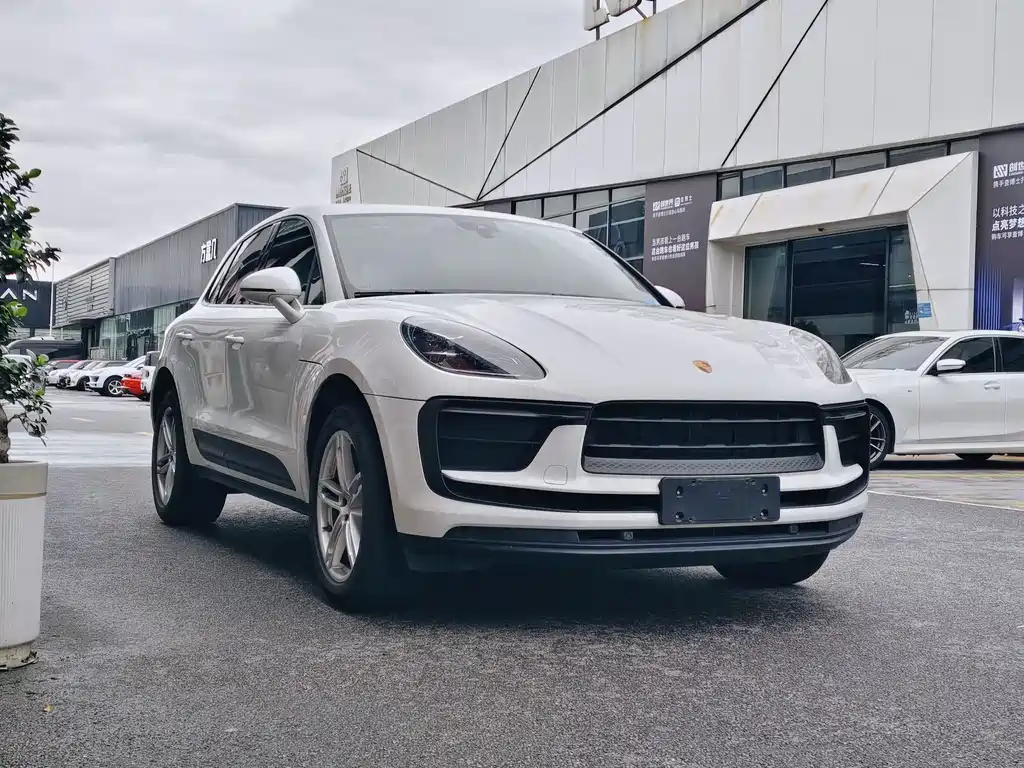 Porsche Macan — фото 6