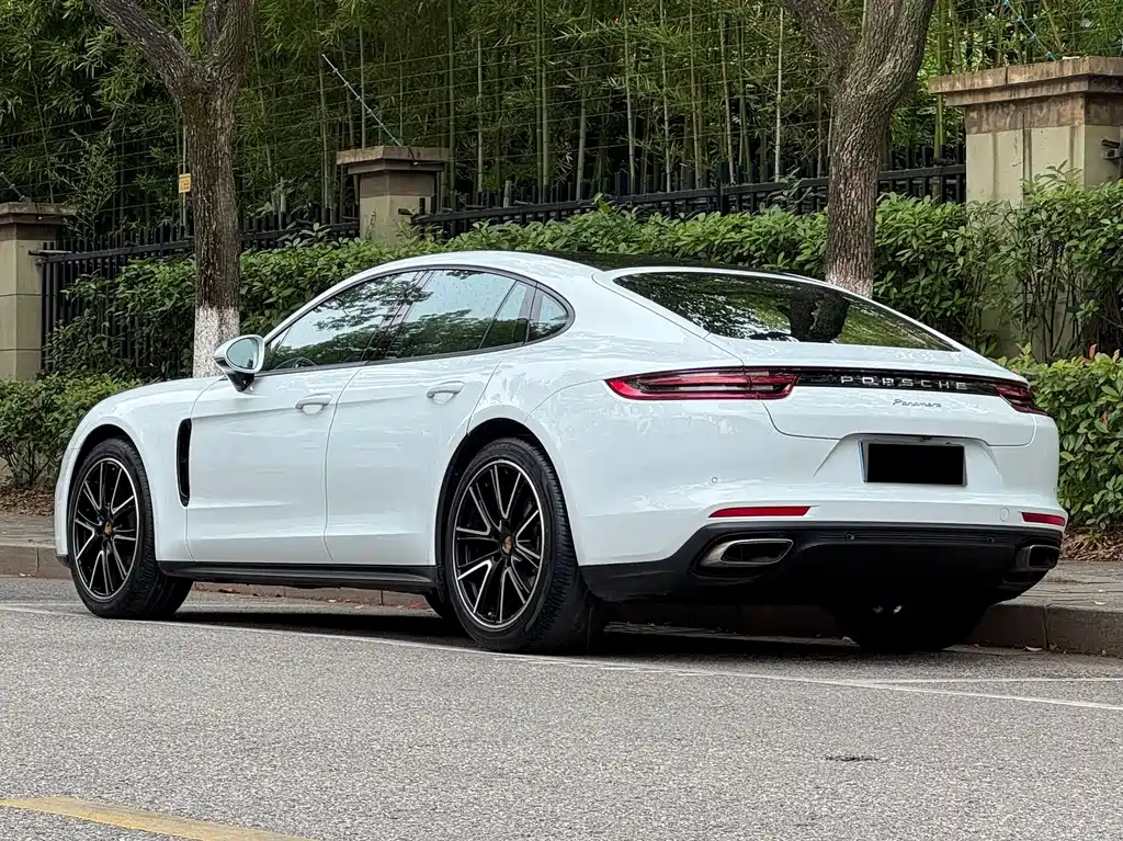 Porsche Panamera — фото 5