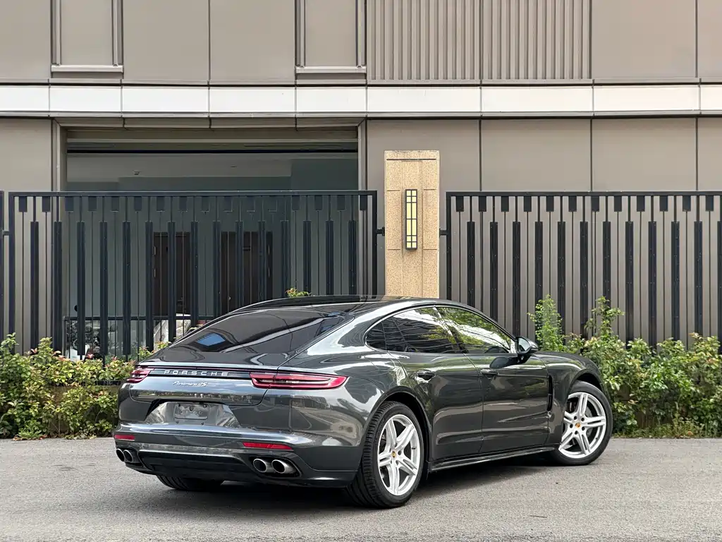 Porsche Panamera — фото 4