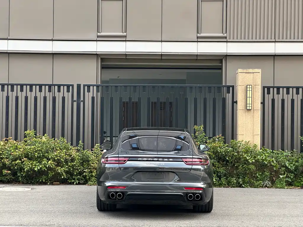 Porsche Panamera — фото 5