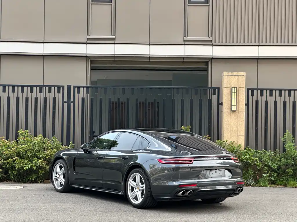 Porsche Panamera — фото 6