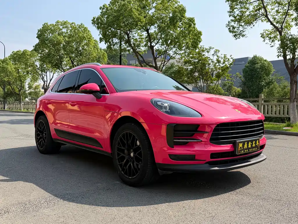 Porsche Macan — фото 20
