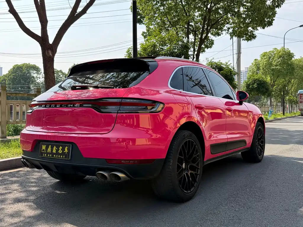 Porsche Macan — фото 35