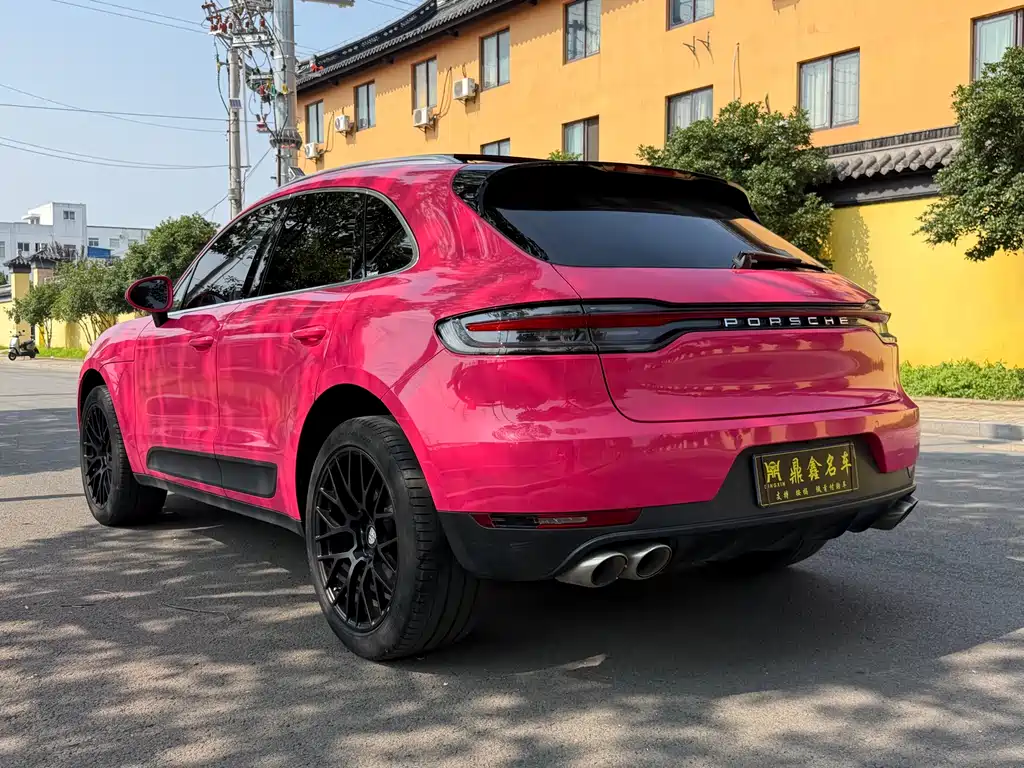 Porsche Macan — фото 37