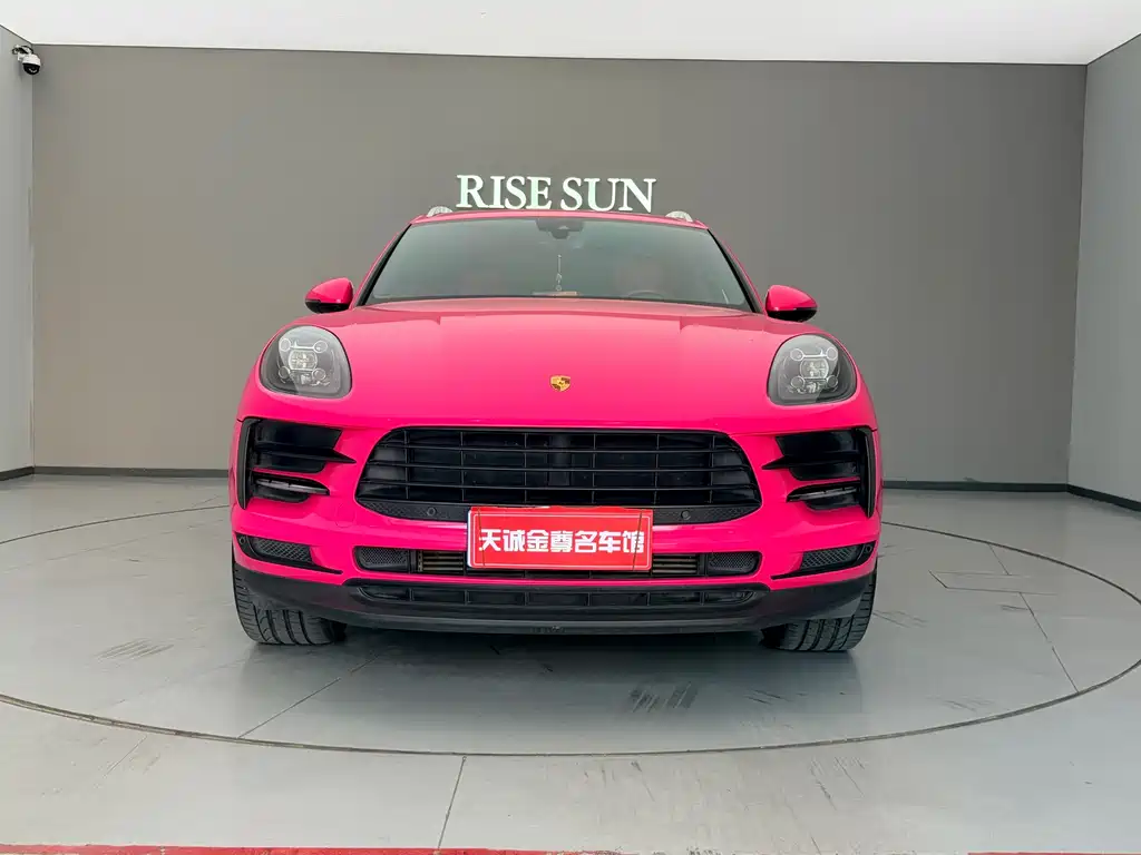Porsche Macan — фото 5