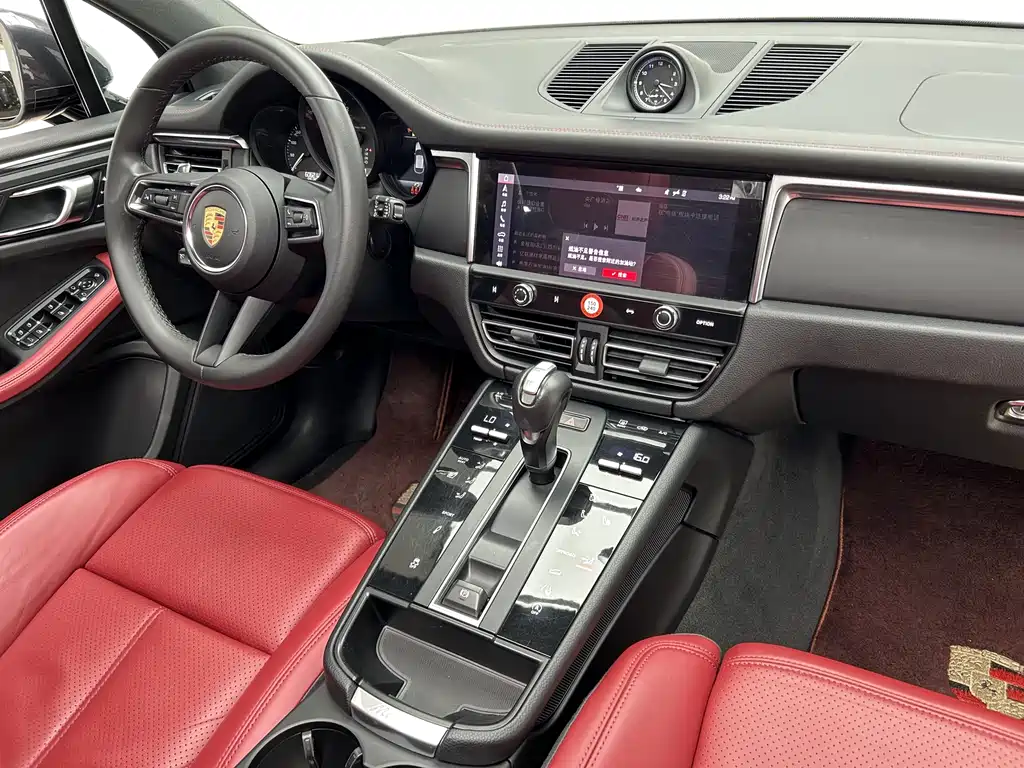 Porsche Macan — фото 20