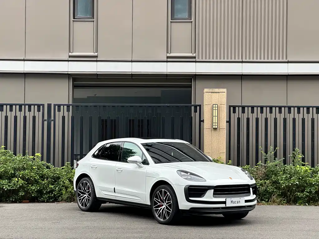 Porsche Macan — фото 3