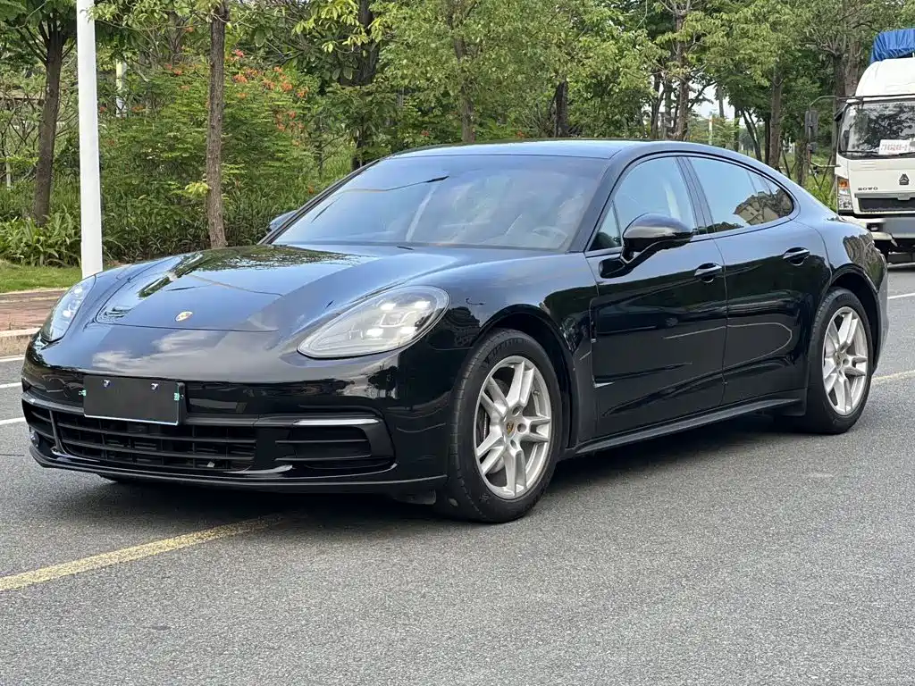 Porsche Panamera — фото 2