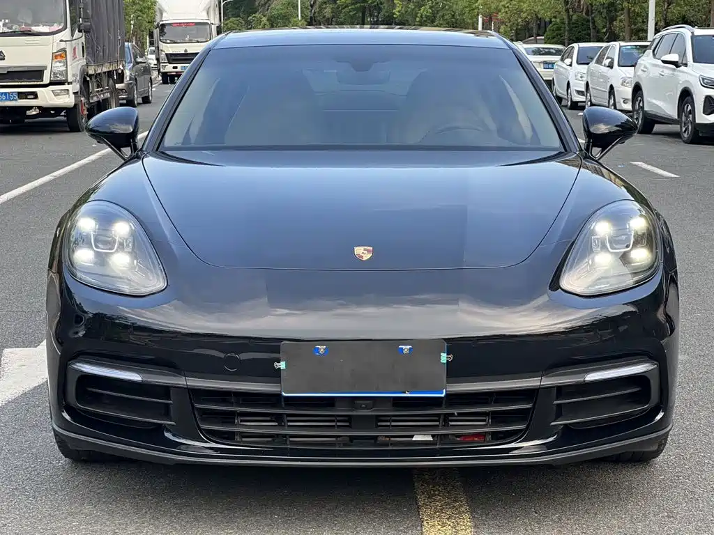 Porsche Panamera — фото 24