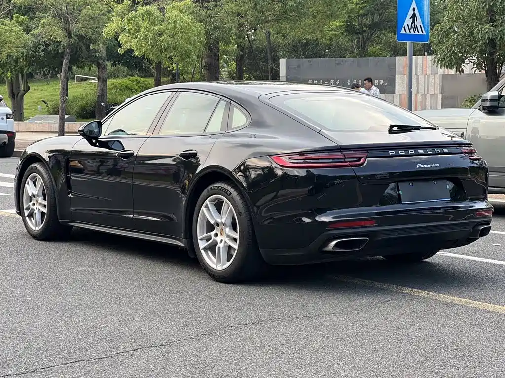 Porsche Panamera — фото 5