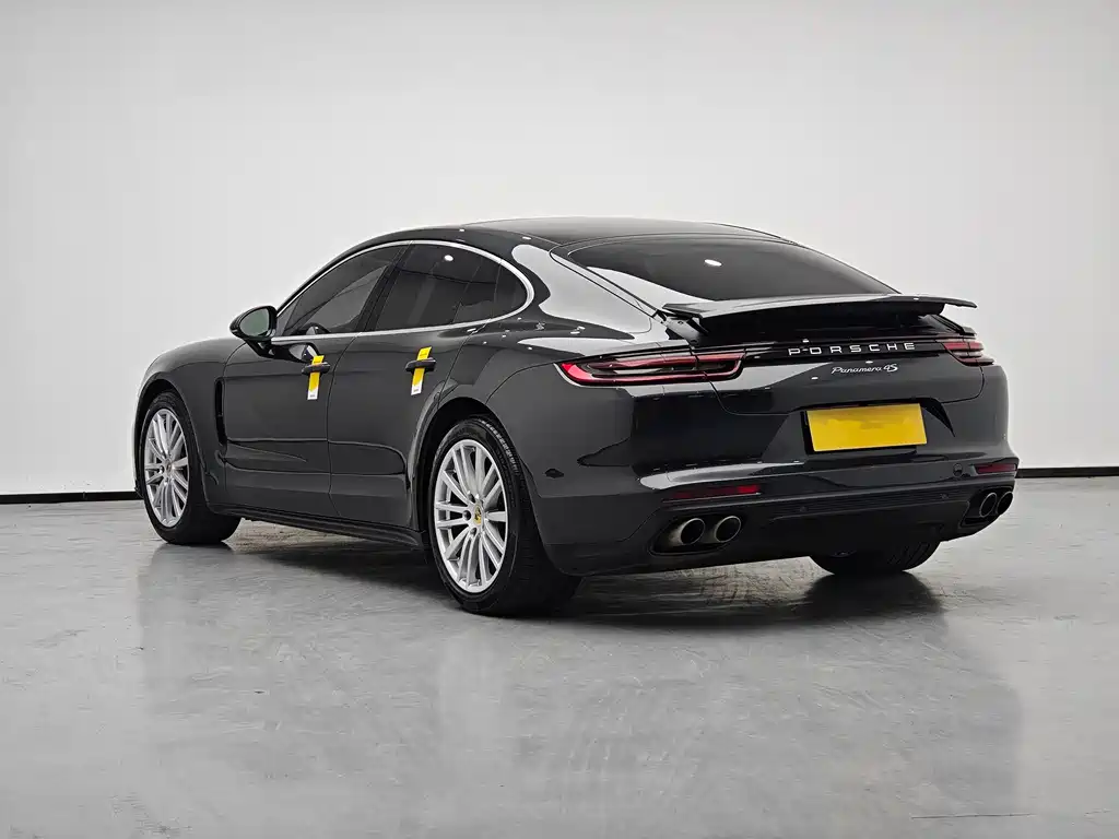 Porsche Panamera — фото 6
