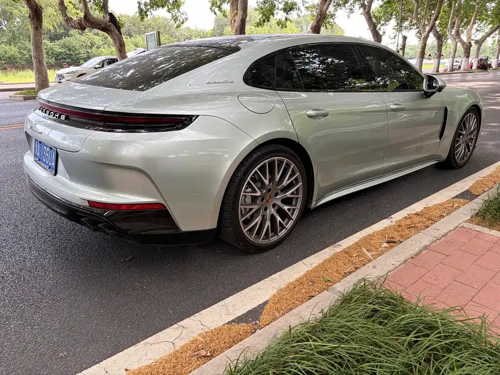 Porsche Panamera — фото 8