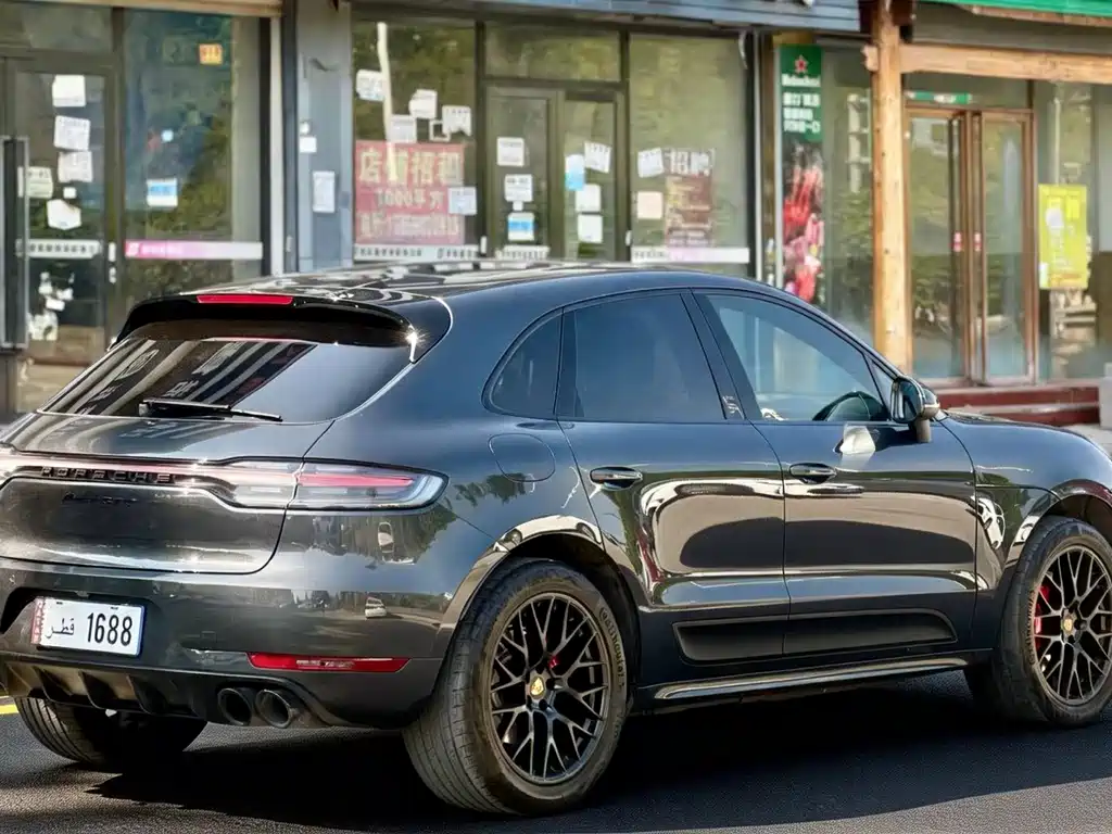 Porsche Macan — фото 6