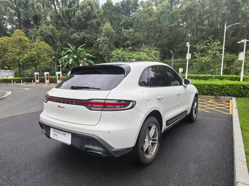 Porsche Macan — фото 9