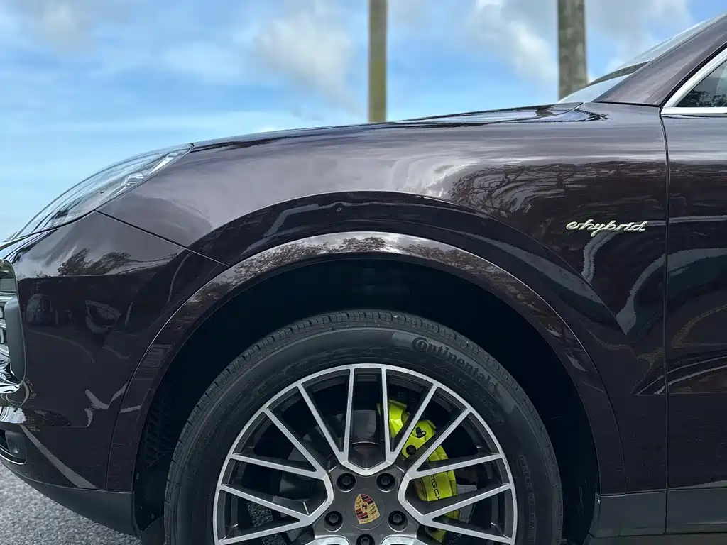 Porsche Cayenne Hybrid — фото 9