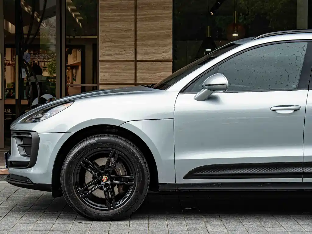 Porsche Macan — фото 4