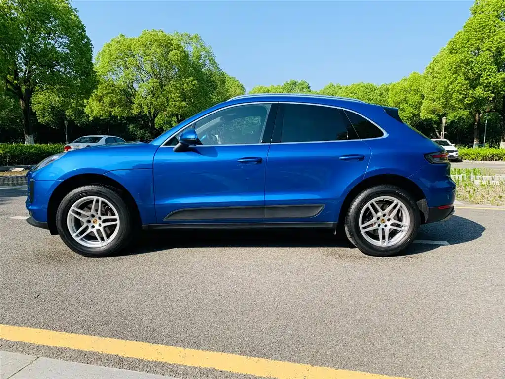 Porsche Macan — фото 5