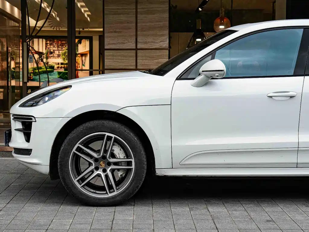 Porsche Macan — фото 4