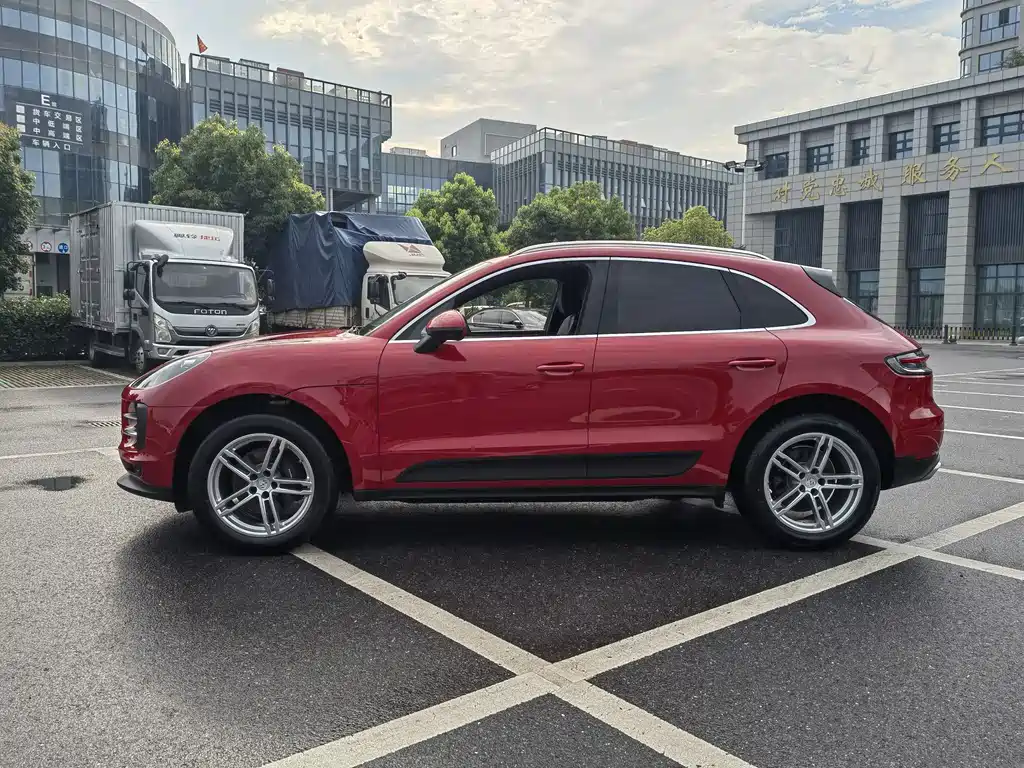 Porsche Macan — фото 2