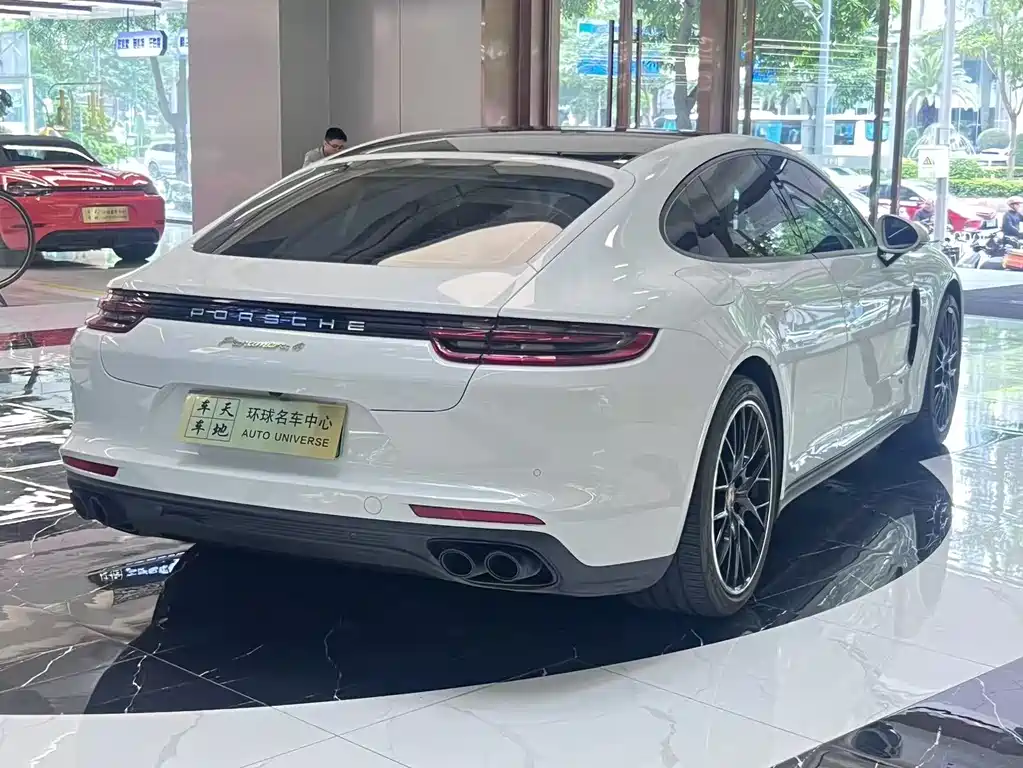 Porsche Panamera Hybrid — фото 6