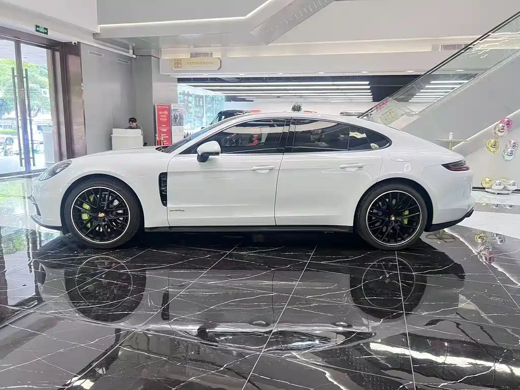 Porsche Panamera Hybrid — фото 7
