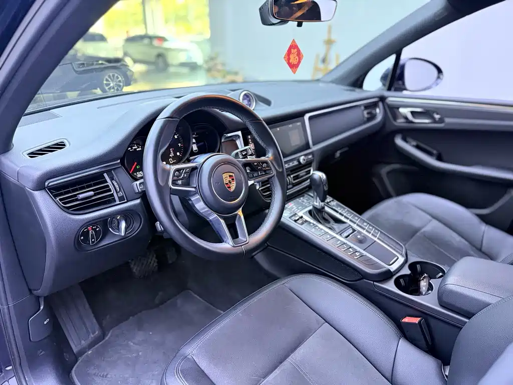 Porsche Macan — фото 4