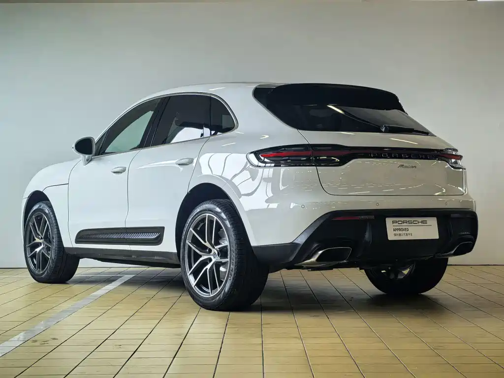 Porsche Macan — фото 5