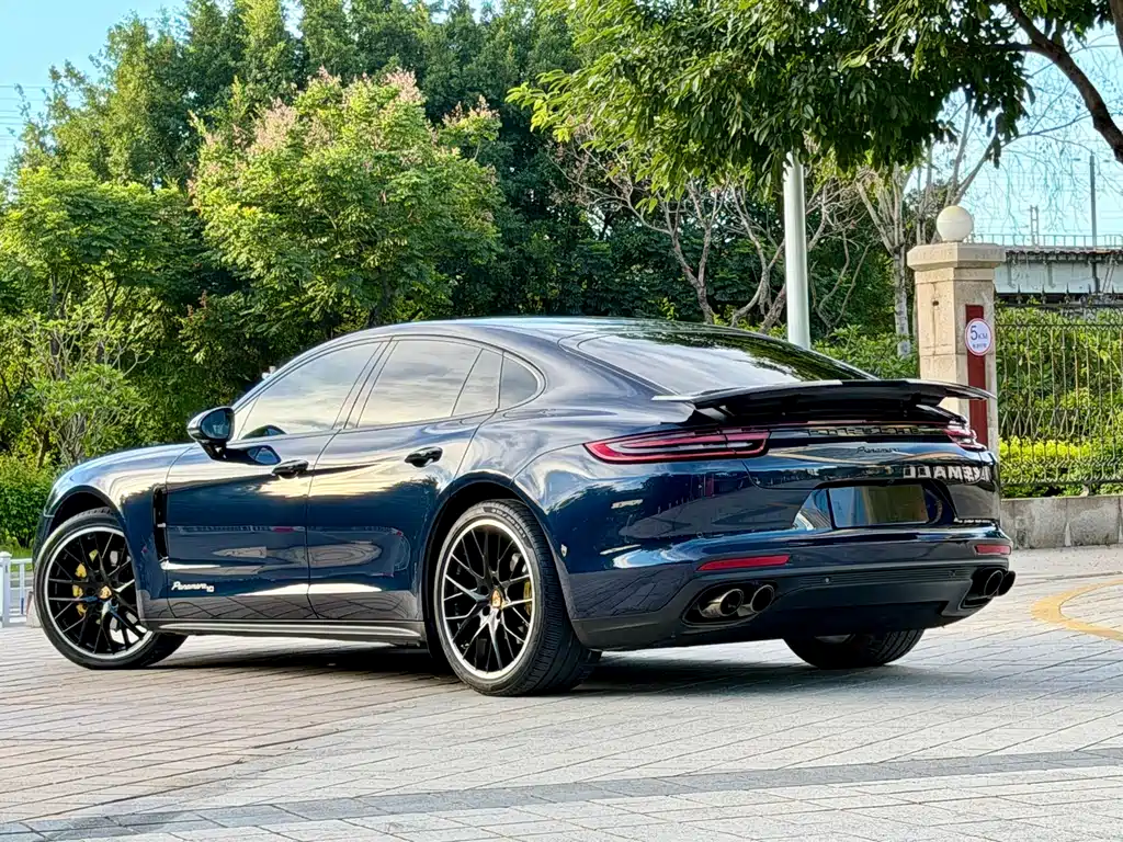 Porsche Panamera — фото 13