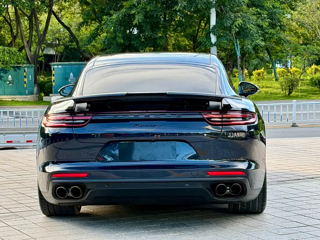 Porsche Panamera — фото 14