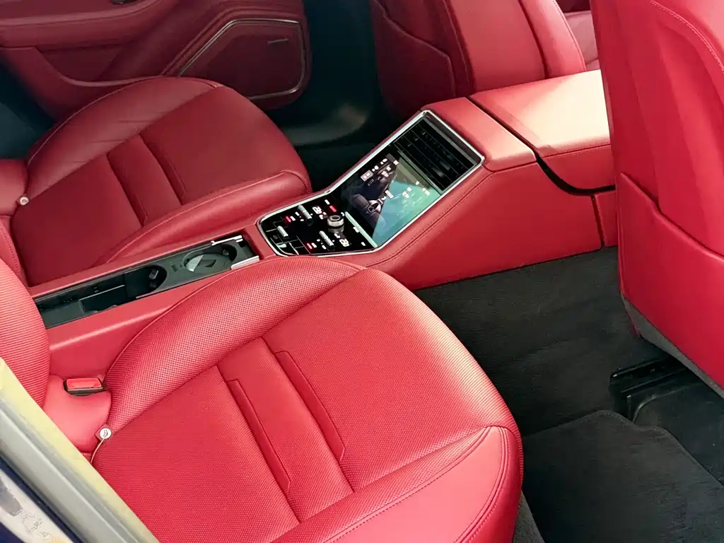 Porsche Panamera — фото 10
