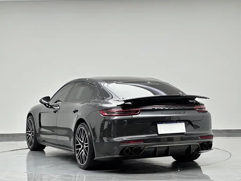 Porsche Panamera — фото 6