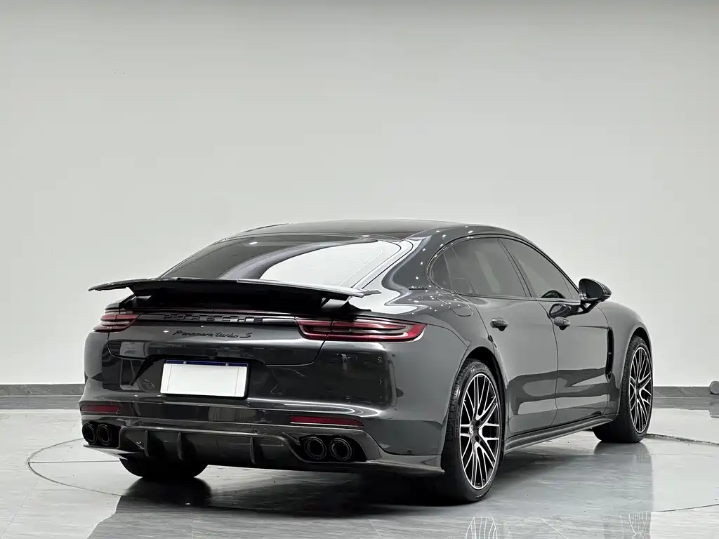 Porsche Panamera — фото 8