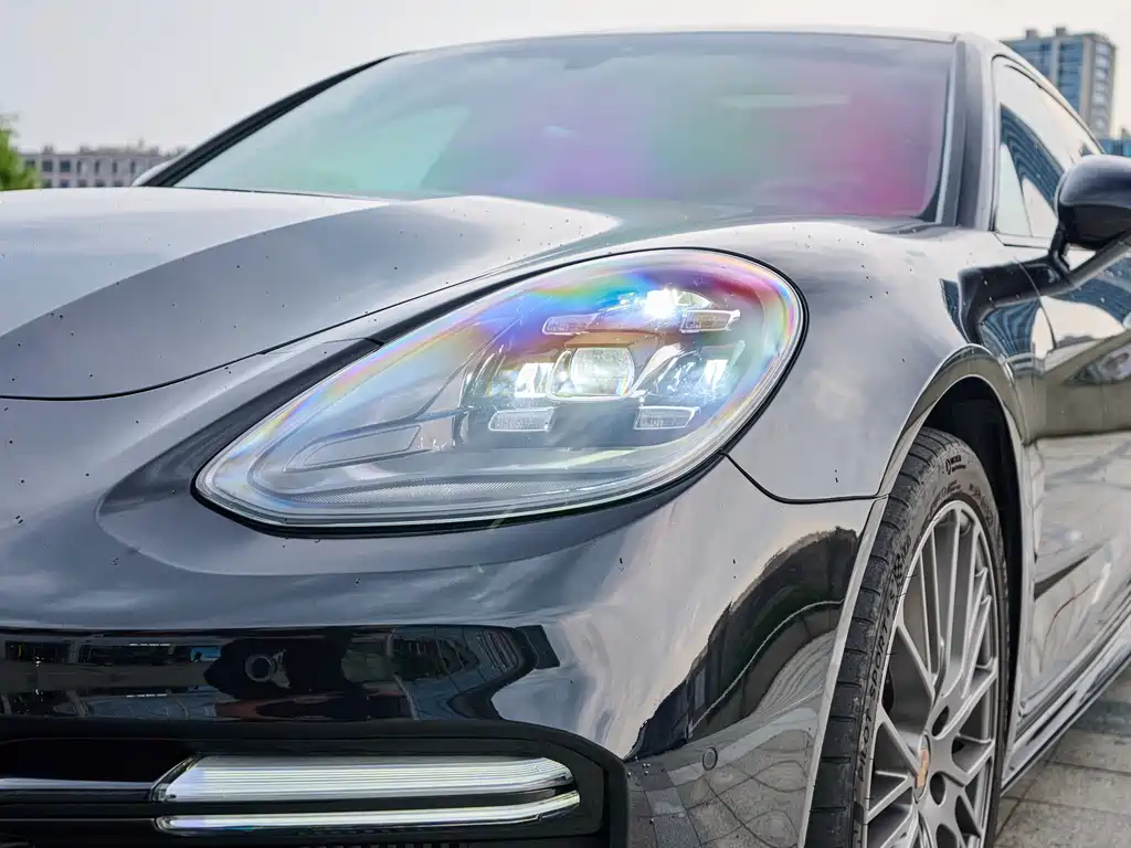Porsche Panamera — фото 5
