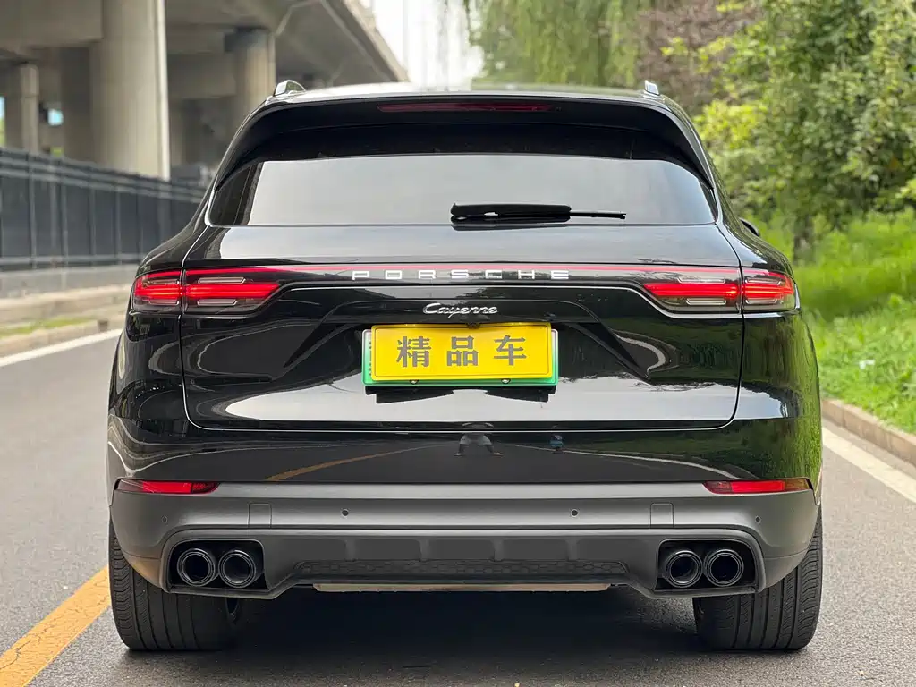 Porsche Cayenne Hybrid — фото 7