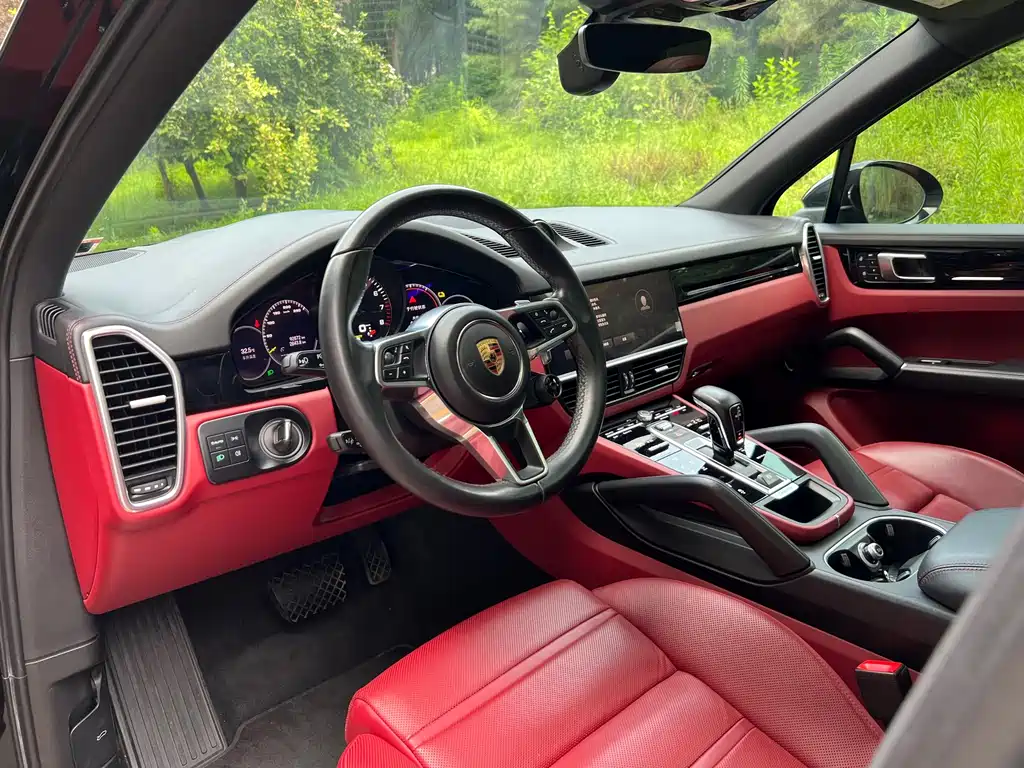 Porsche Cayenne Hybrid — фото 10