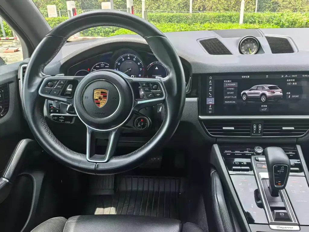 Porsche Cayenne Hybrid — фото 9