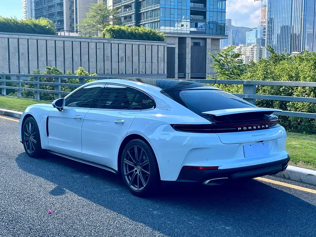 Porsche Panamera — фото 4